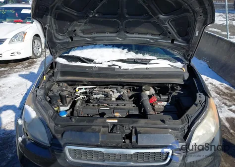 2011 Kia Soul ! из США, поврежденный, VIN KNDJT2A22B7201951